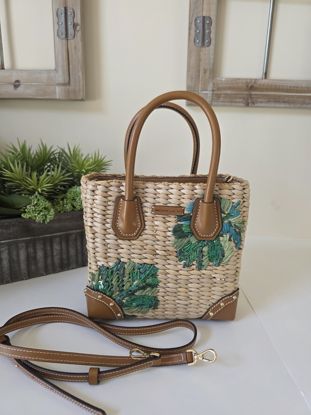Michael Kors Malibu Straw Crossbody Tote Palm Leaf Embroidery + MK Wristlet - Picture 2 of 15
